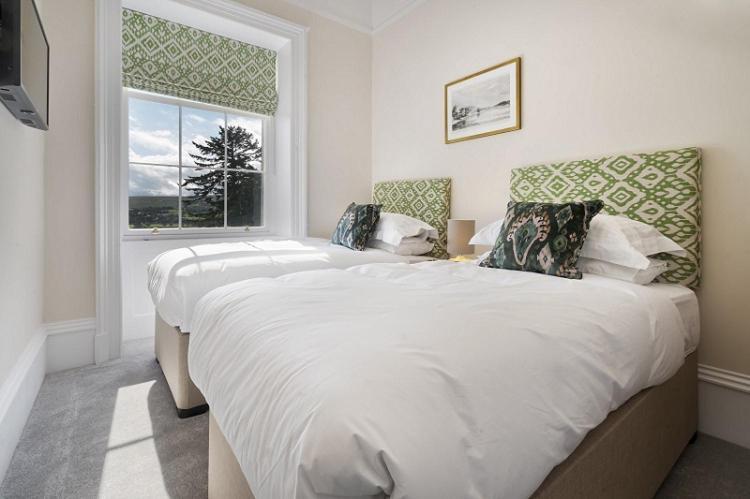 Waterfoot Park Hotel พูลีย์บริดจ์ ภายนอก รูปภาพ