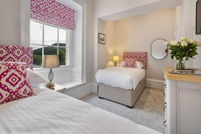 Waterfoot Park Hotel พูลีย์บริดจ์ ภายนอก รูปภาพ