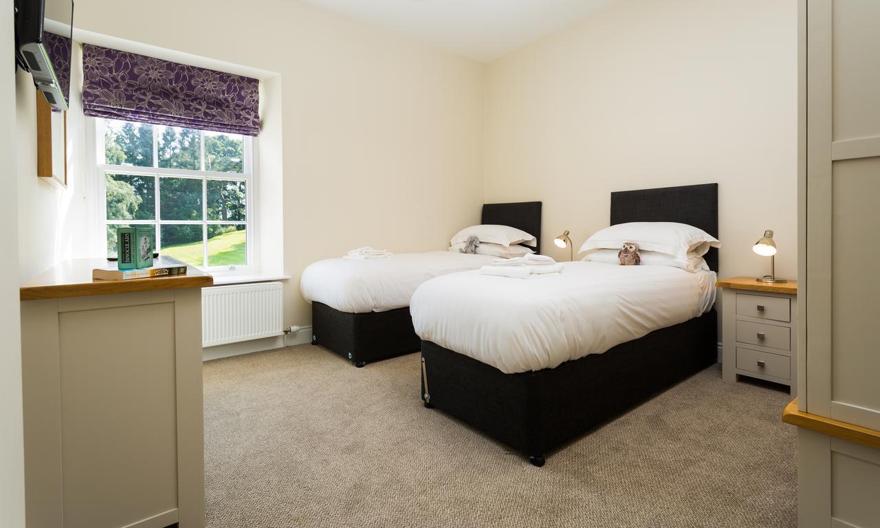 Waterfoot Park Hotel พูลีย์บริดจ์ ภายนอก รูปภาพ