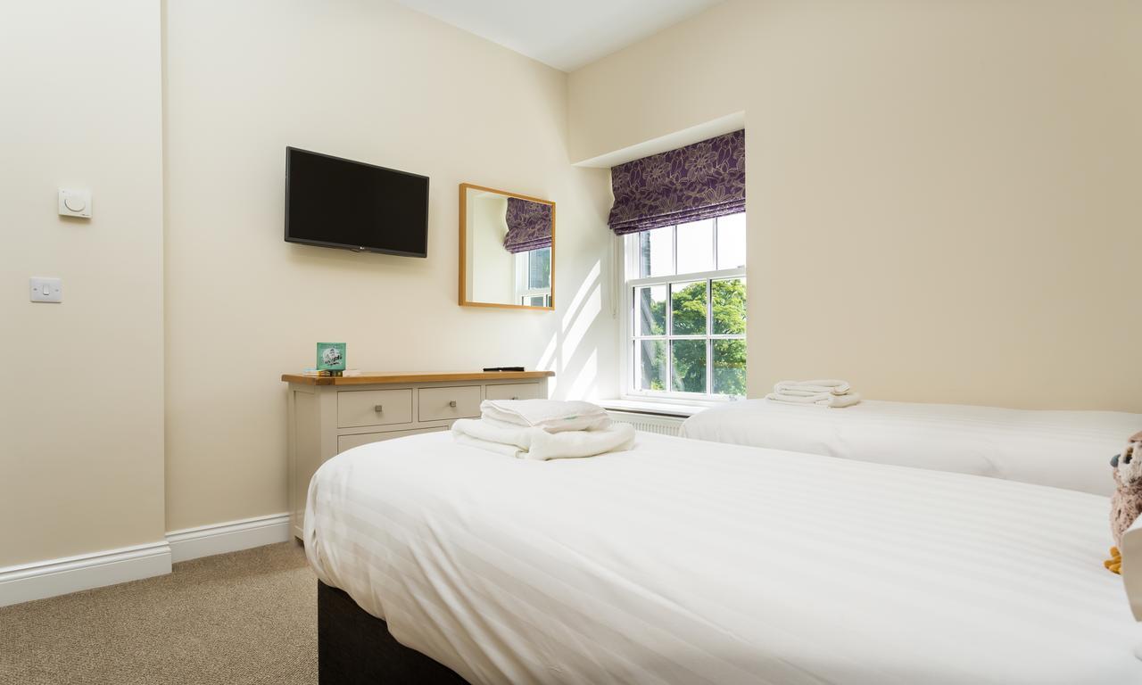 Waterfoot Park Hotel พูลีย์บริดจ์ ภายนอก รูปภาพ